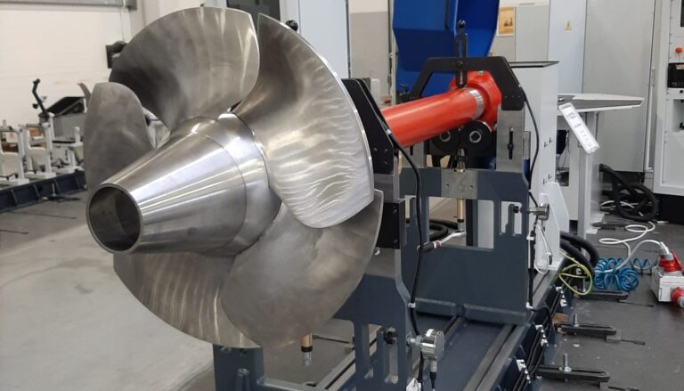 Universal Balancers on Bed - Image 5