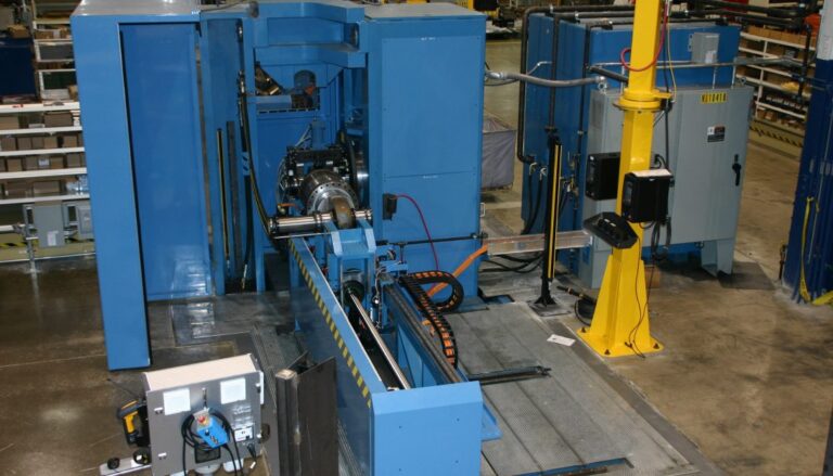 Mining Truck Rear Strut Assembly & Test - Image 2