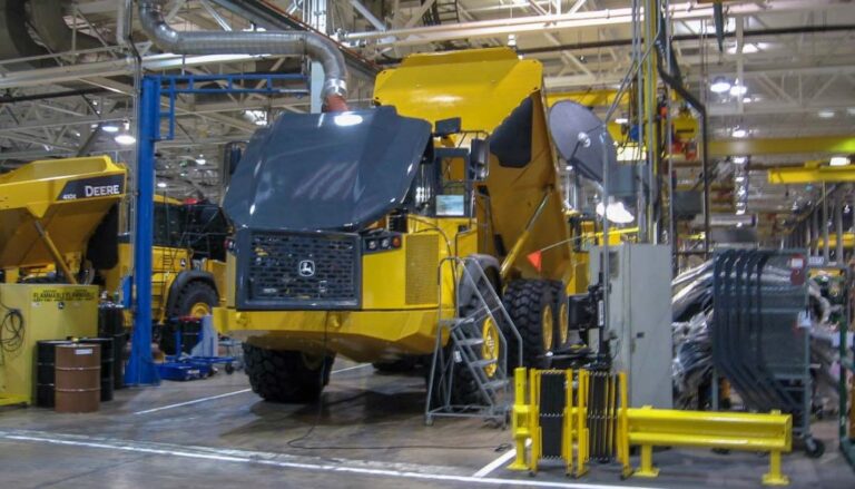 Articulated Dump Trucks - Image 2